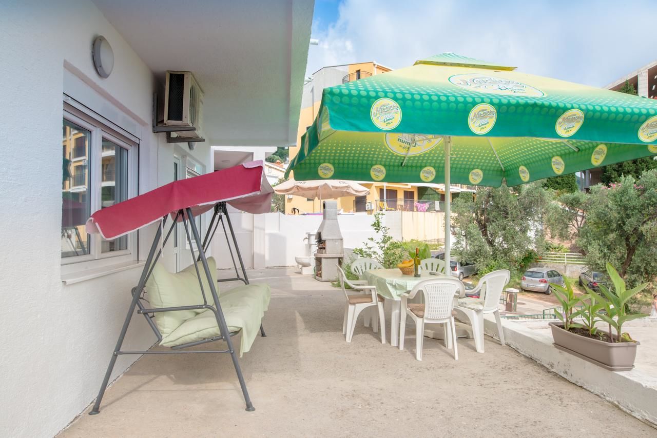 Гостевой дом Apartments Vjera Petrovac Петровац