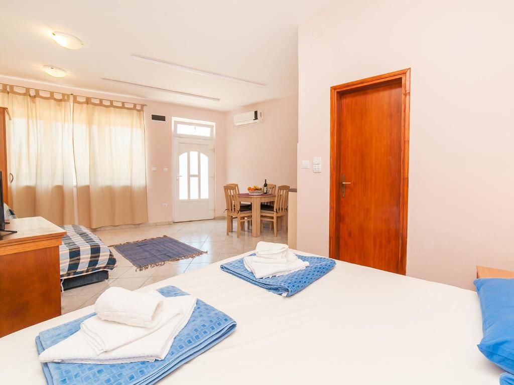 Гостевой дом Apartments Vjera Petrovac Петровац